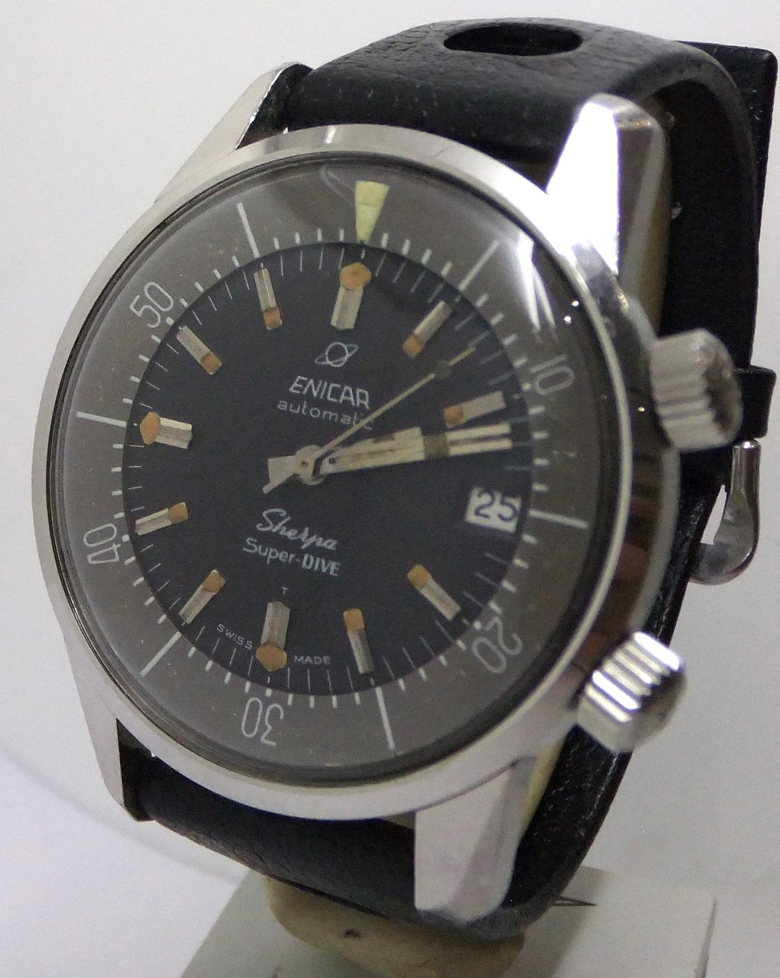 Enicar Sherpa 600 Super-Dive with a tropical dial